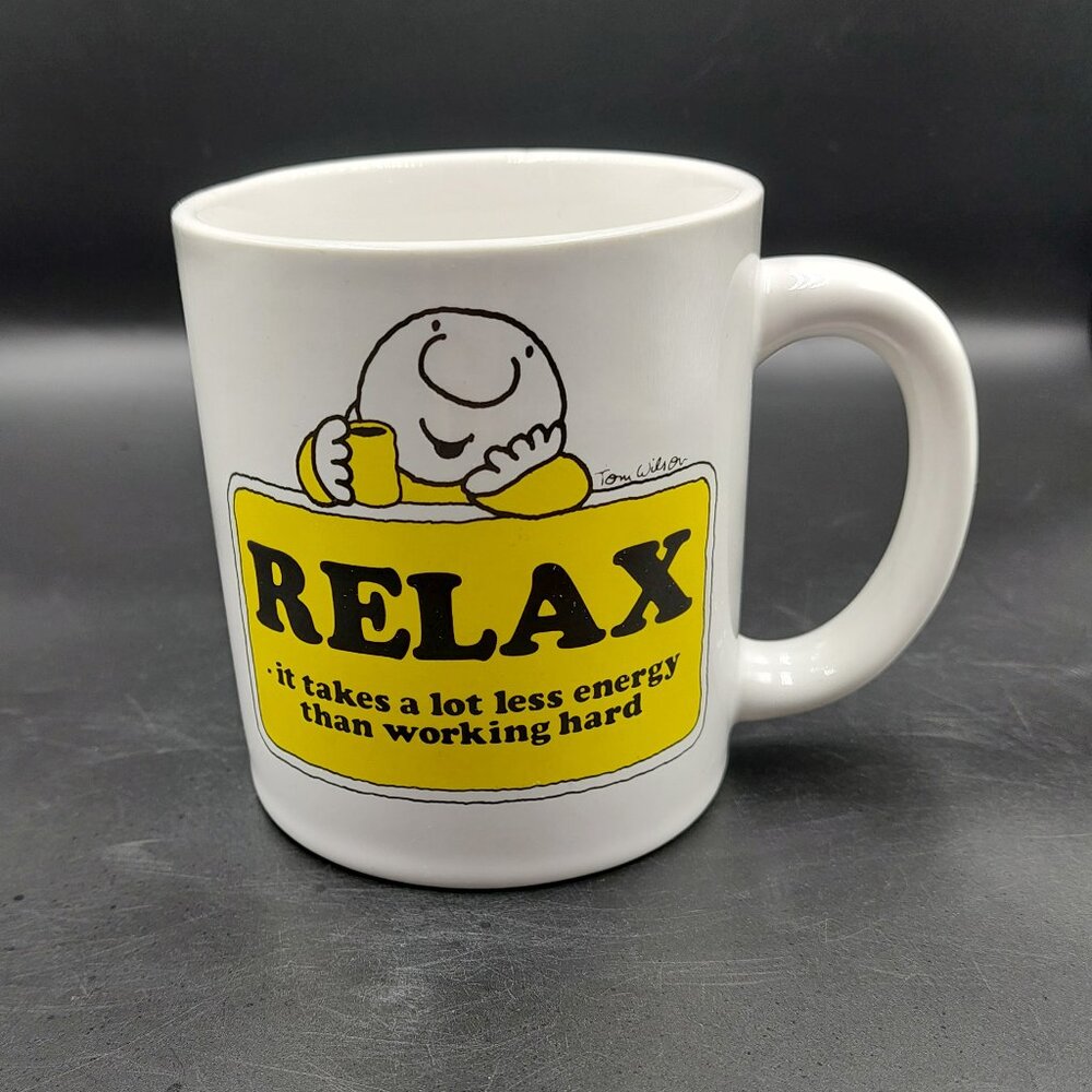 Vintage 1980 Yellow & White Ziggy Relax Coffee Mug 12 Ounce Cup Stoneware EUC